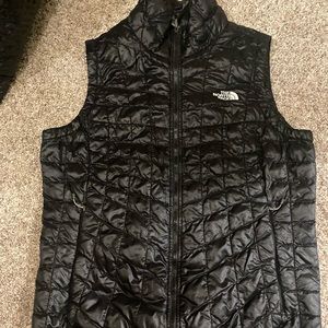 Women’s North Face Vest - Size Medium - Black